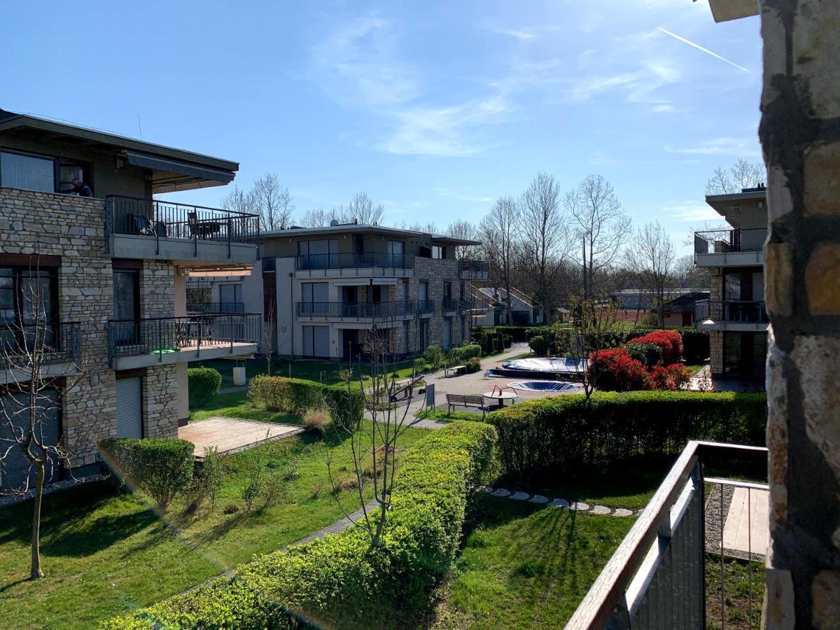 Lakeside Luxury Apartment Zamardi Exterior photo